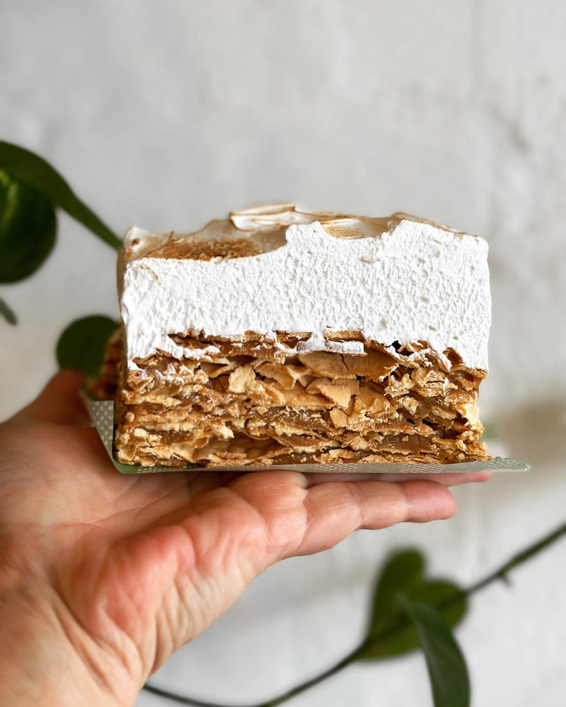 Mil Hojas cake Slice
