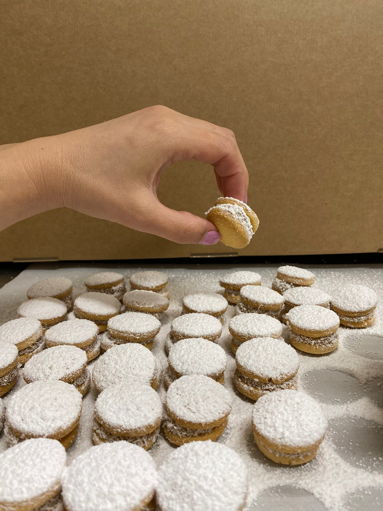 
                  
                    Mini Alfajores
                  
                